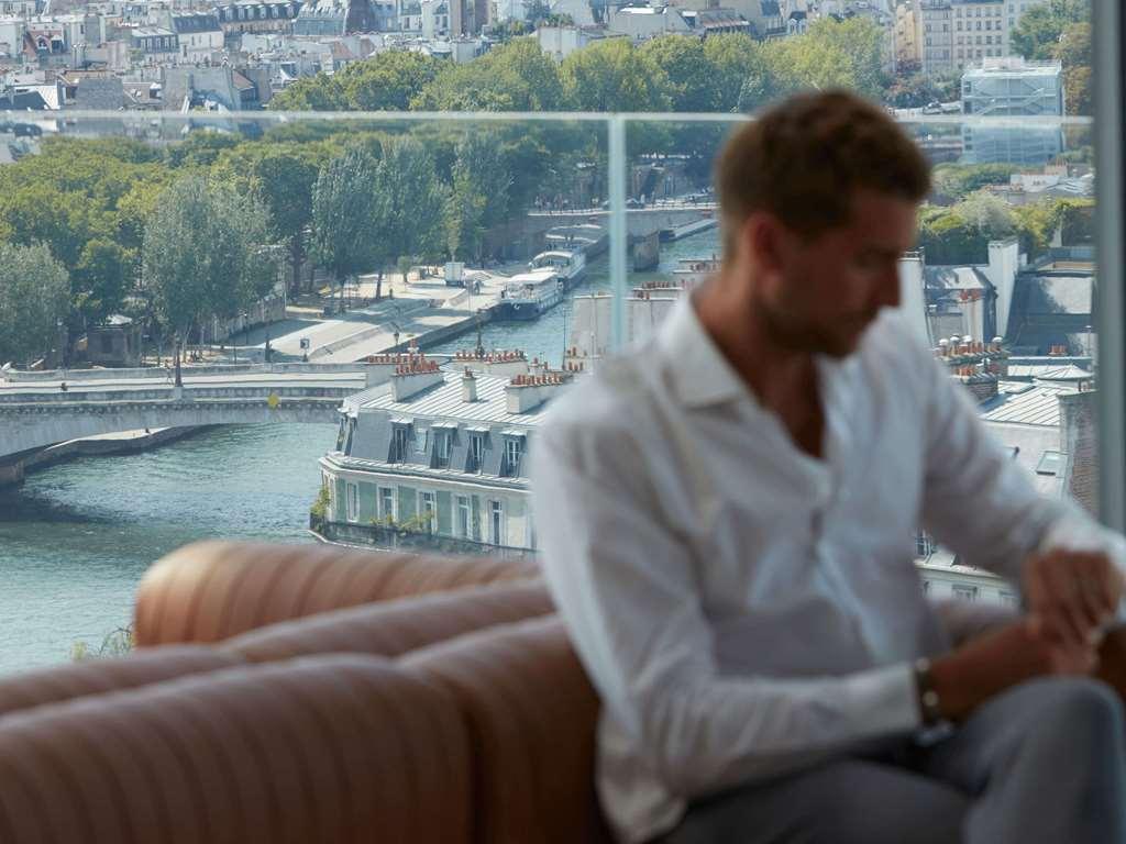 So/ Paris Hotel Restaurace fotografie